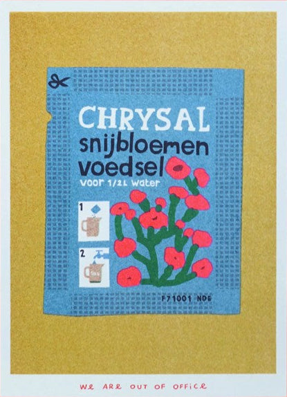 Chrysal snijbloemen voedsel packaging with flowers on a yellow background