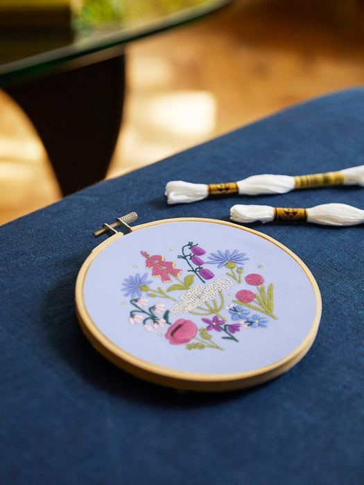 English Garden Embroidery Kit