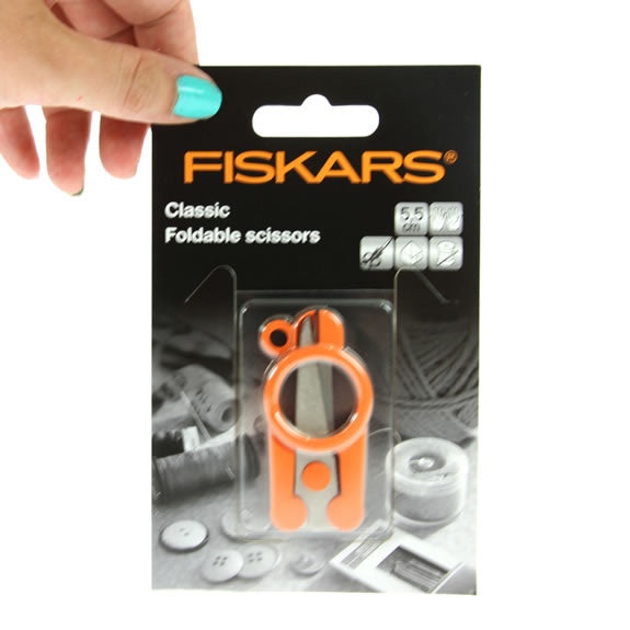 Fiskars Classic Foldable Scissors